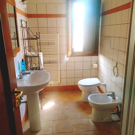 Antonella House -podere Della Collina アパートホテル 3*