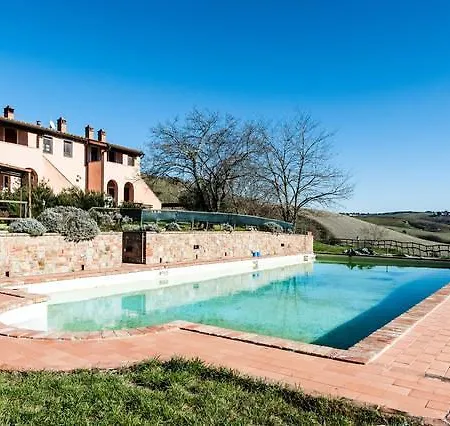Aparthotel Antonella House -podere Della Collina *