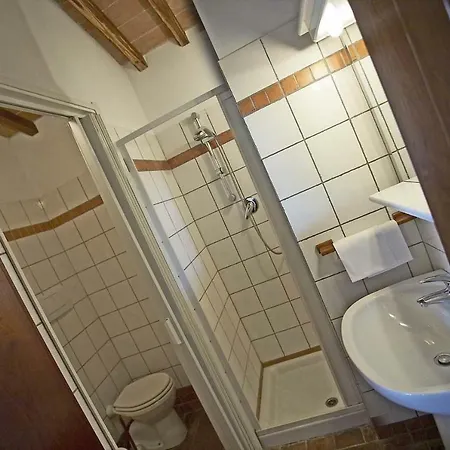 Aparthotel Antonella House -podere Della Collina *