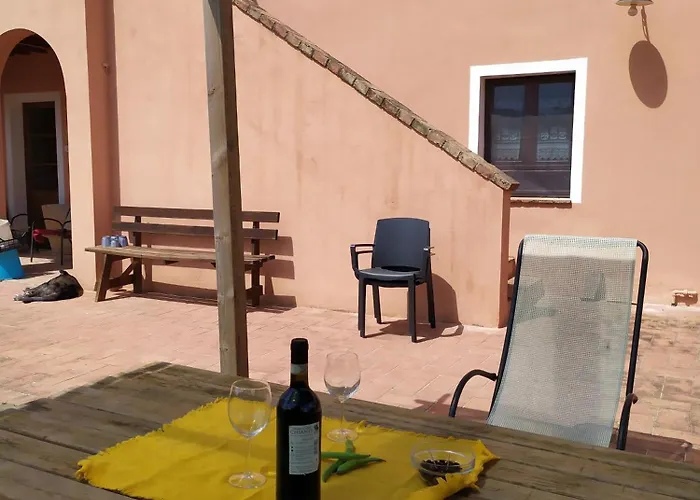 Antonella House -podere Della Collina Lägenhetshotell 3*